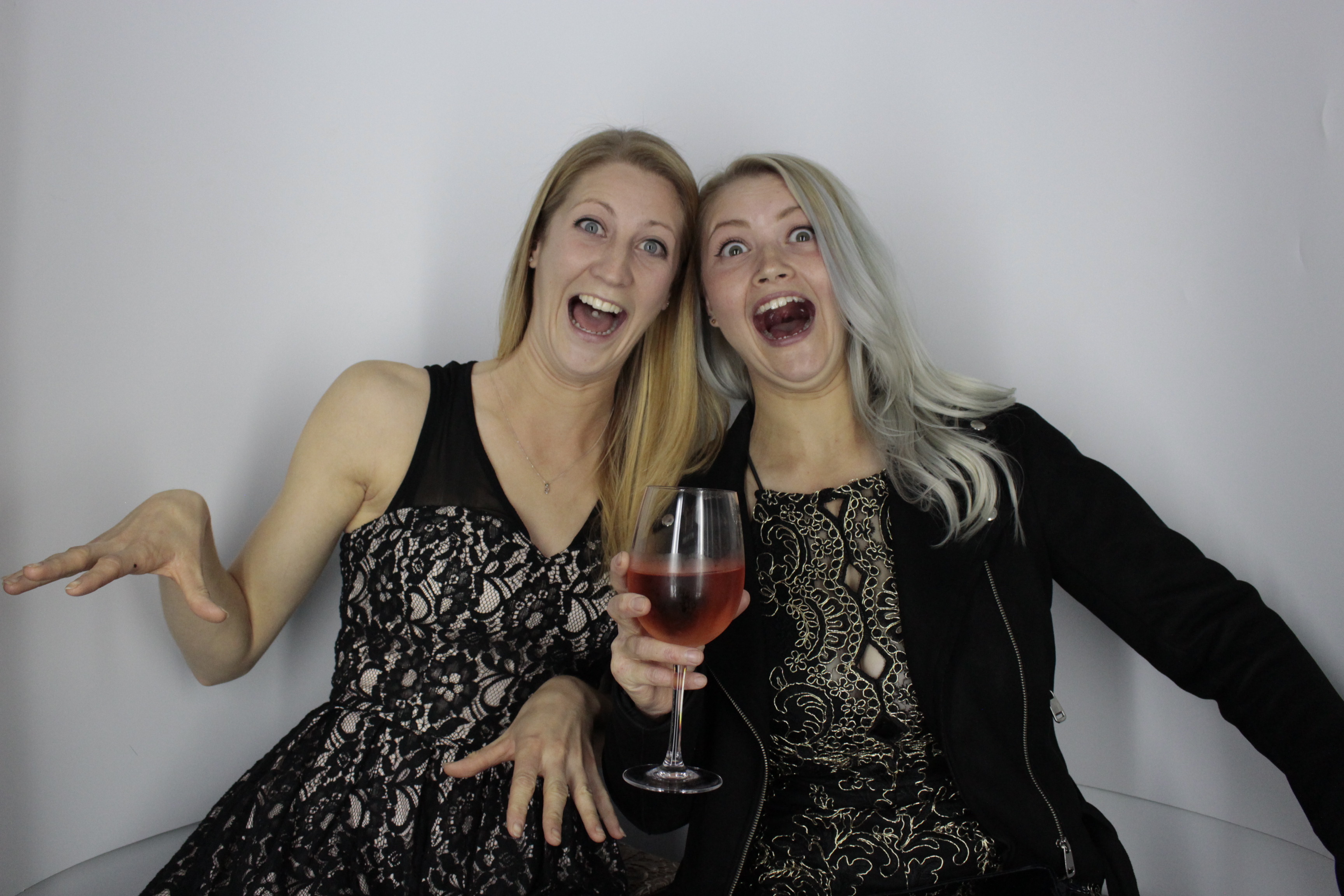 Ben & Kelly's Wedding | View more photos from the event at gallery.myphotoboothexperience.co.uk/u/MyPhotoBoothExperienceLtd/Ben-Kellys-Wedding